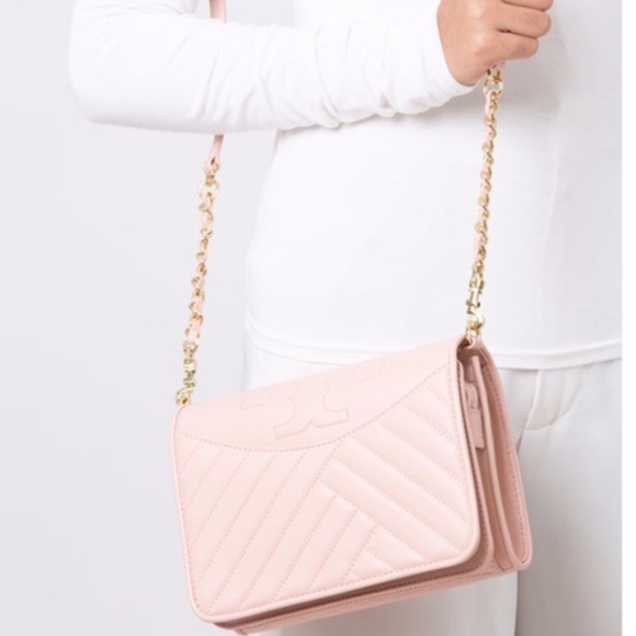 Tory Burch Handbags - Tory Burch Alexa Quilted Crossbody Pink Purse